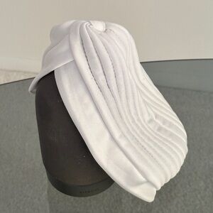 Elegant White Pleated Women's Headband